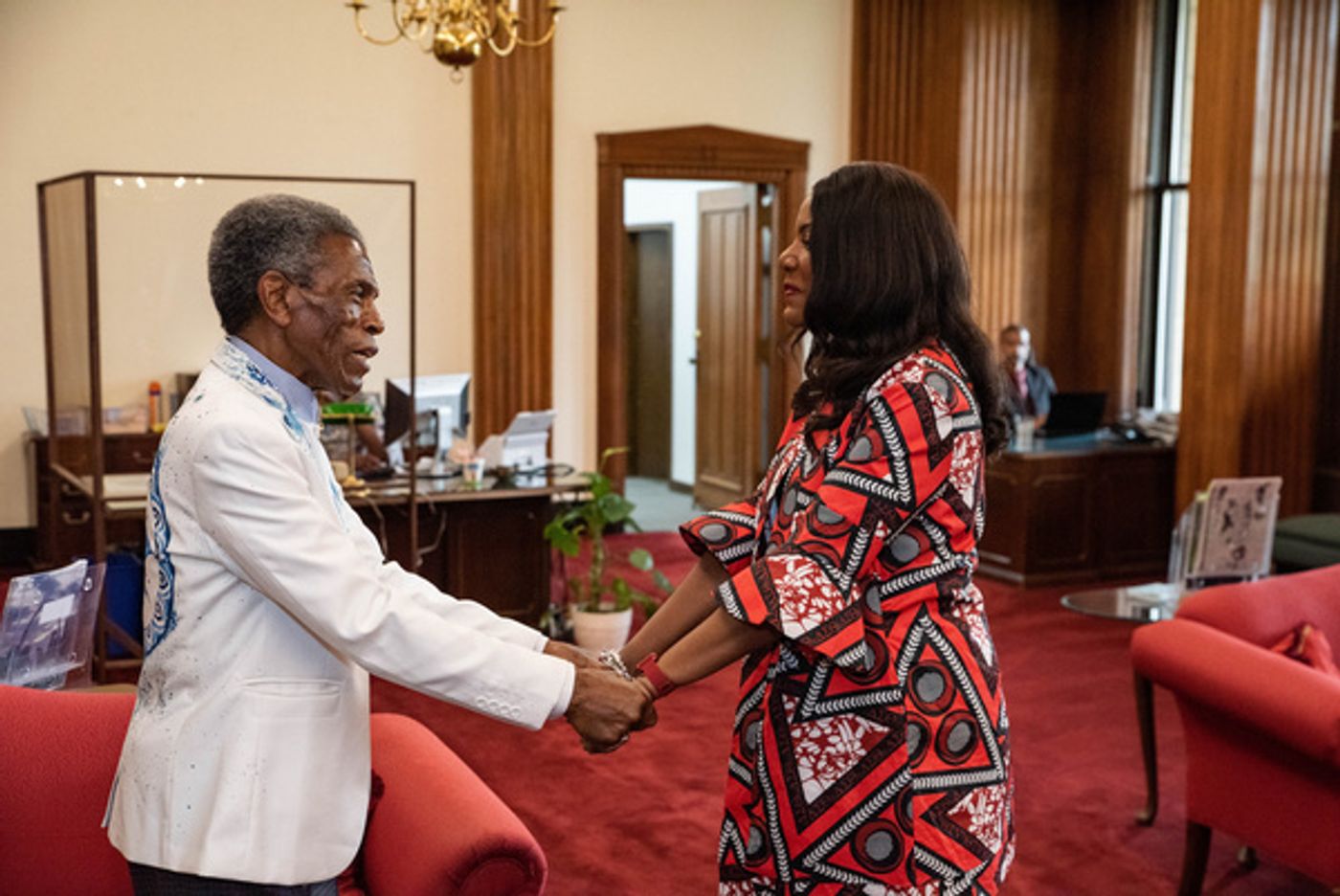Photo Flash: Tony-Winner André De Shields Visits With St. Louis Mayor Tishaura O. Jones  Image