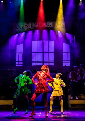 Bobbie Little, Jodie Steele & Frances Mayli McCann  Photo