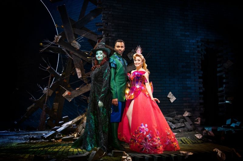 Photo: Get A First Look At Stage Entertainment's New Production Of Wicked  Image