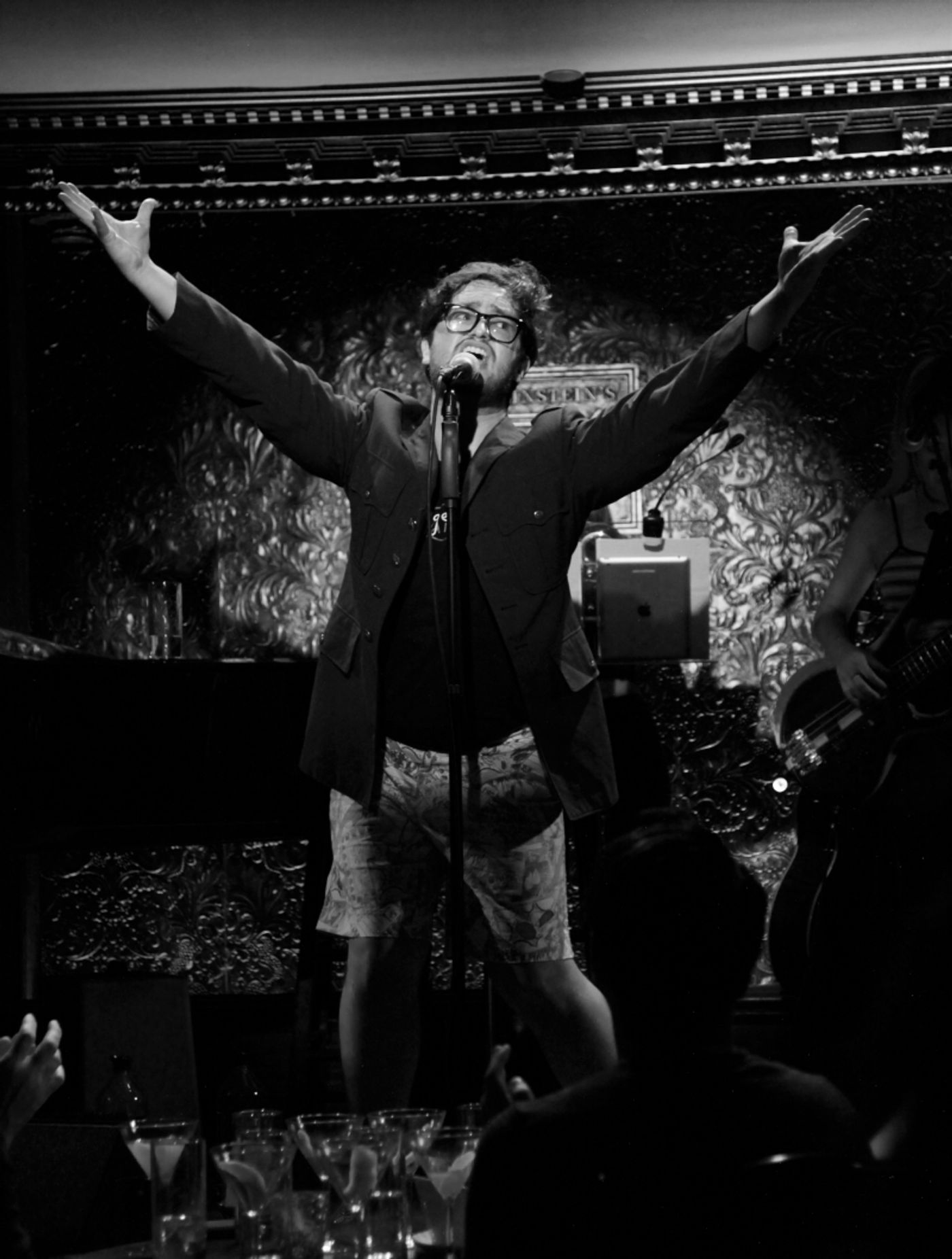 Photo Flash: MICHAEL KUSHNER SINGS HIS HITS FOR PRIDE at Feinstein's/54 Below Photo Flash: MICHAEL KUSHNER SINGS HIS HITS FOR PRIDE at Feinstein's/54 Below Image