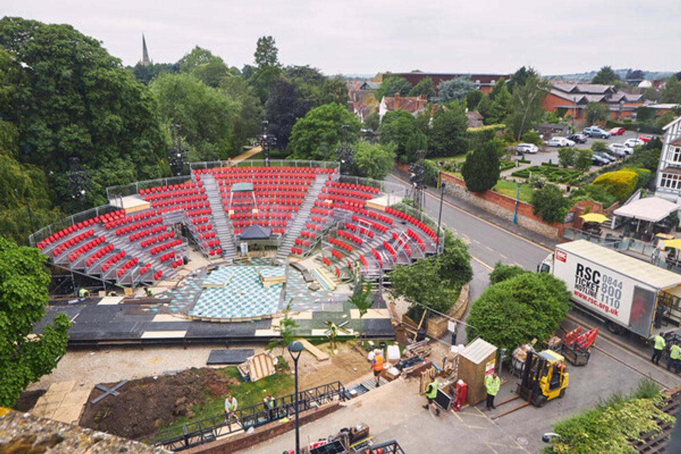 Photos: First Look at the New Lydia & Manfred Gorvy Garden Theatre  Image