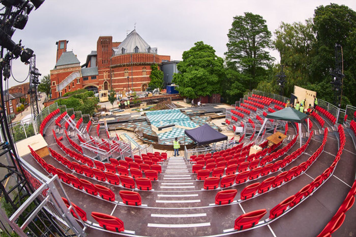 Photos: First Look at the New Lydia & Manfred Gorvy Garden Theatre  Image