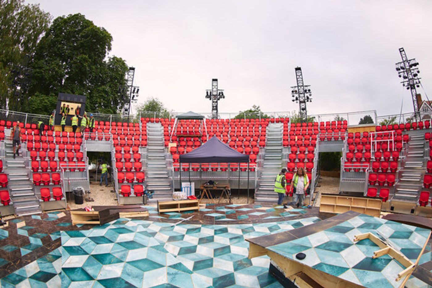 Photos: First Look at the New Lydia & Manfred Gorvy Garden Theatre  Image
