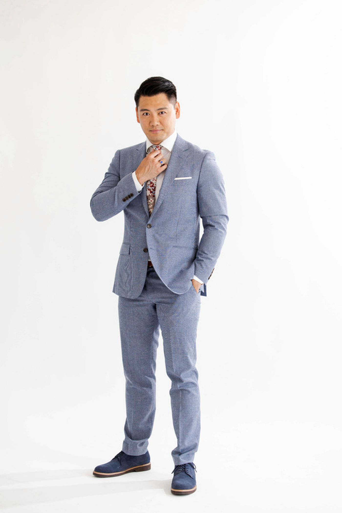 Photos: Cast of CollaborAzian's A GENTLEMAN'S GUIDE TO LOVE AND MURDER Strikes a Pose  Image