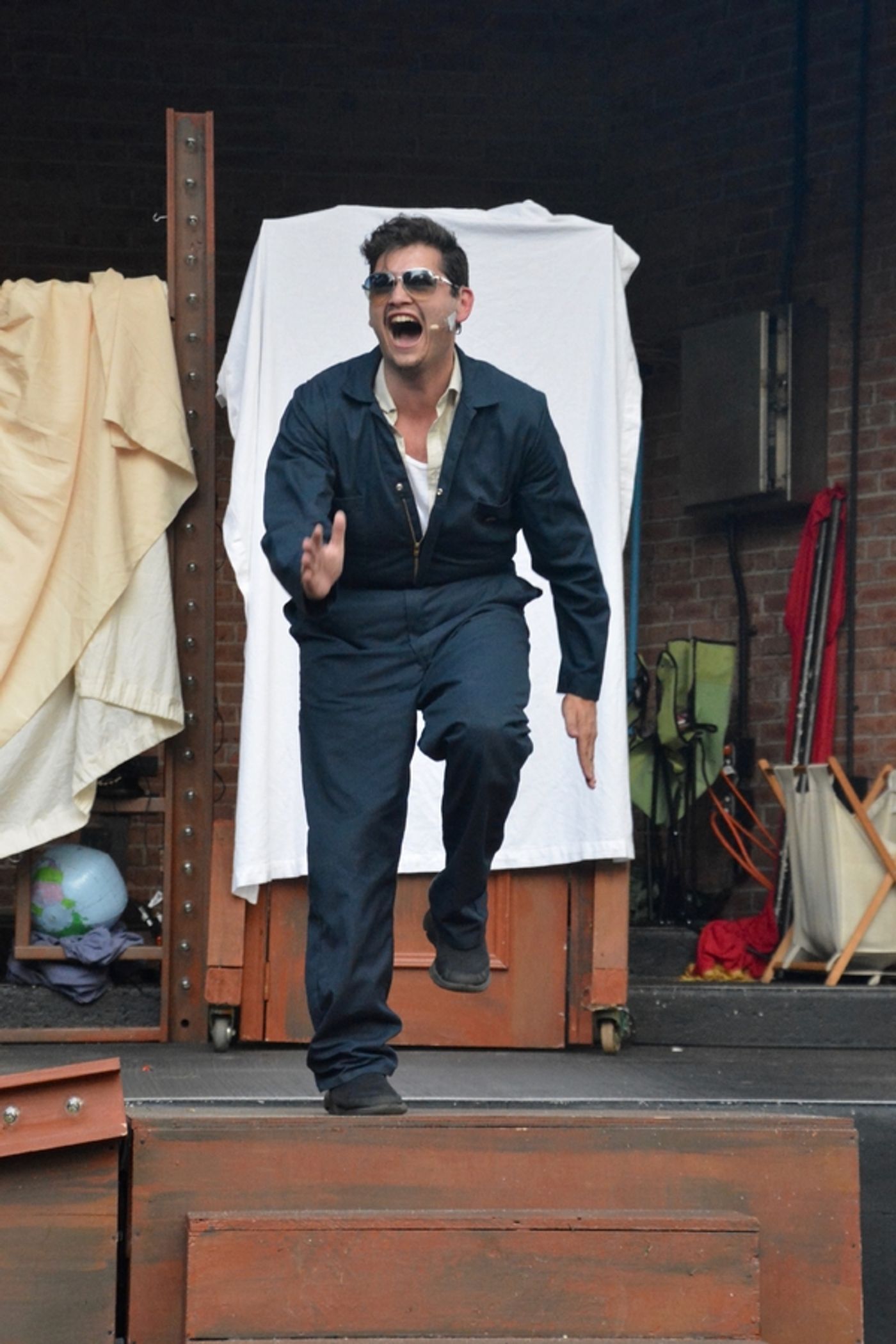 Photos: First Look at The Strongbox Theater's THE 39 STEPS  Image