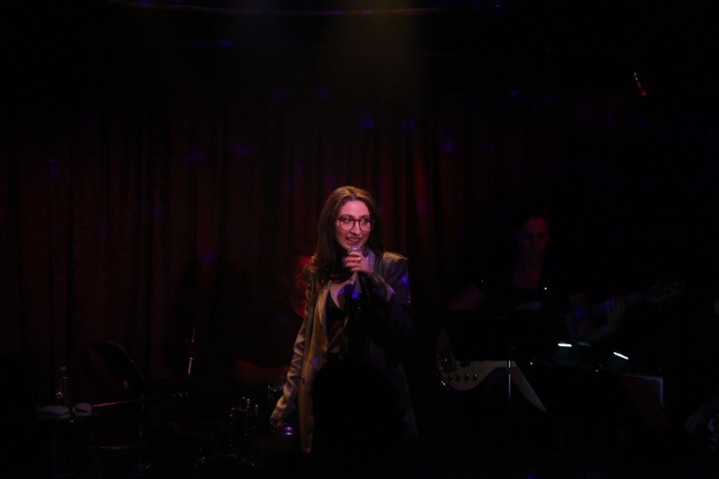 Review: ALEXIS MOLNAR SINGS THE FIONA APPLE SONGBOOK Transcends Barriers at Don't Tell Mama  Image