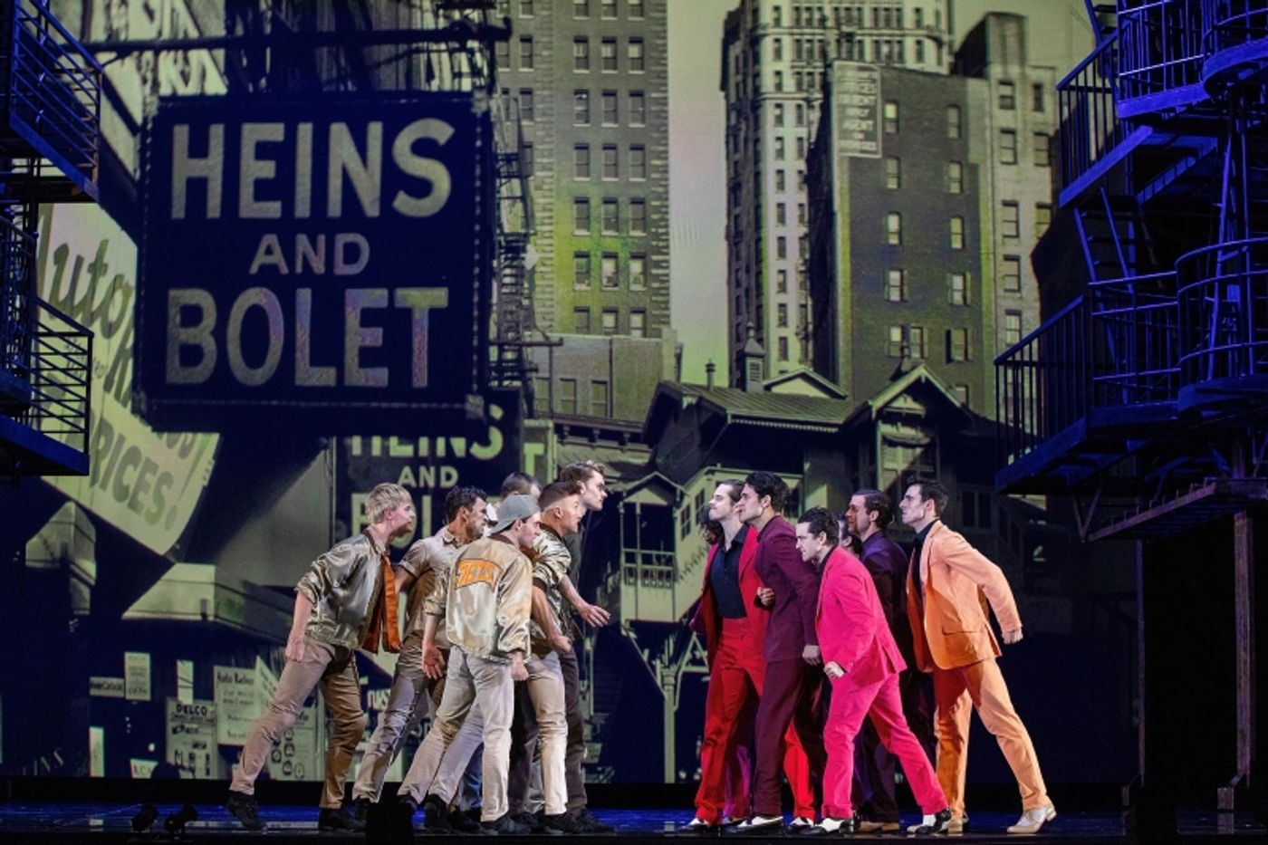 Review: WEST SIDE STORY at Crown Theatre  Image