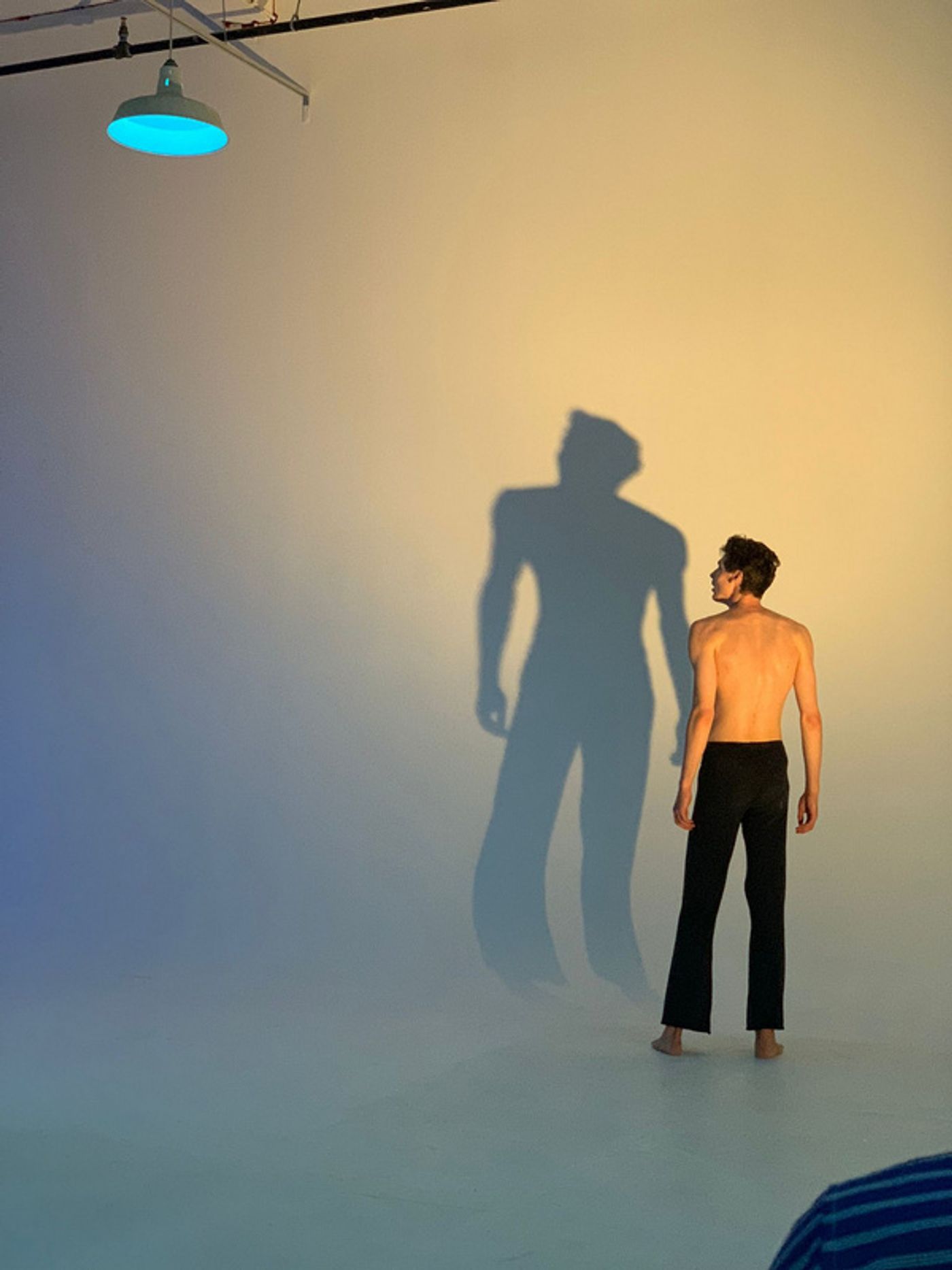 Photos: Ziel Dance & Film Festival Presents REFRACTIONS Photos: Ziel Dance & Film Festival Presents REFRACTIONS Image