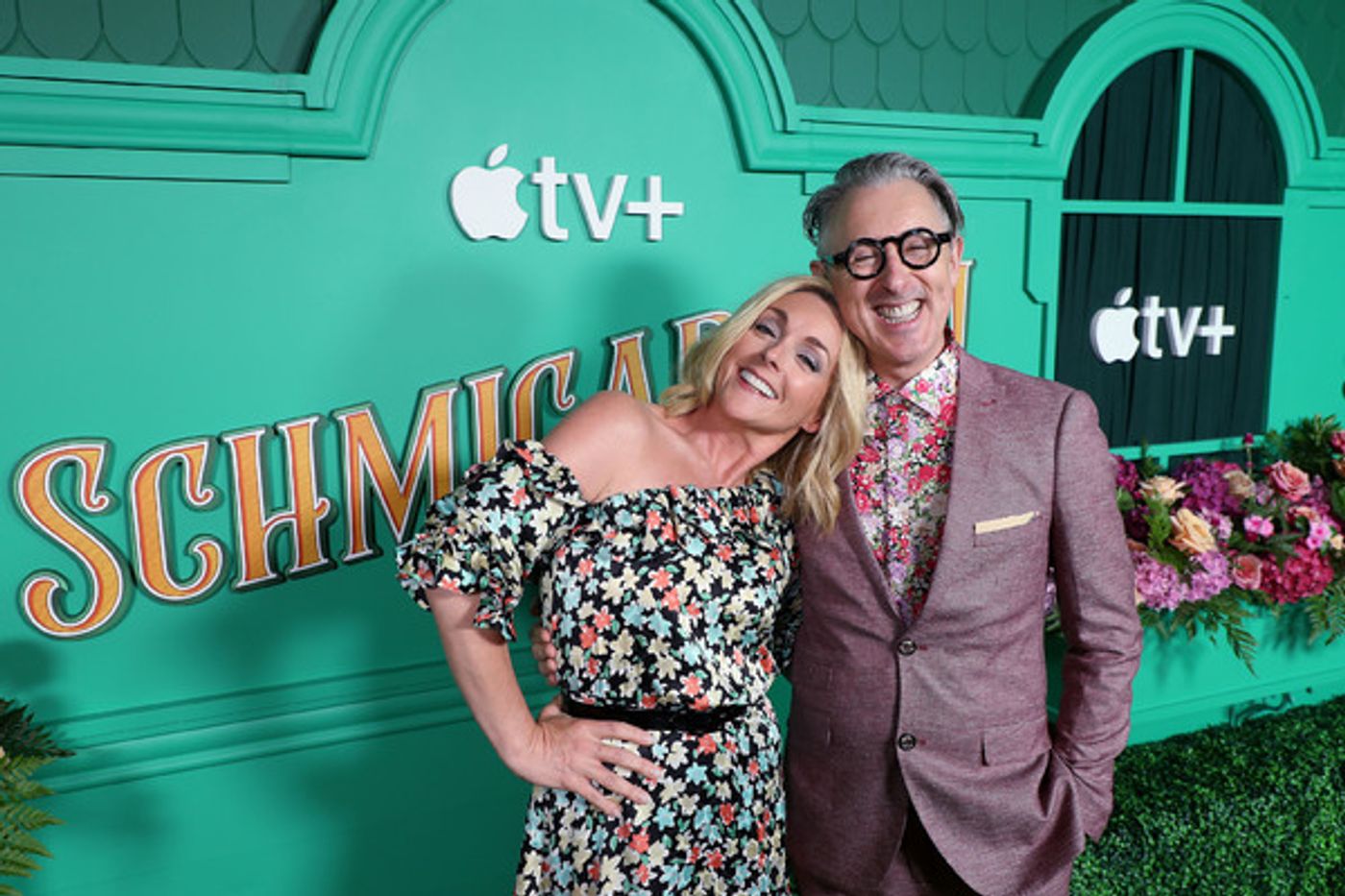 Photos: Cecily Strong, Keegan-Michael Key, Kristin Chenoweth, Dove Cameron & More Attend SCHMIGADOON! Premiere in NYC  Image