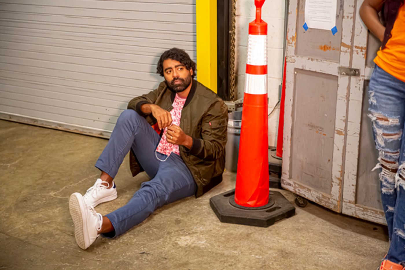 Photos: Go Behind the Scenes of I HATE IT HERE at Goodman Theatre  Image