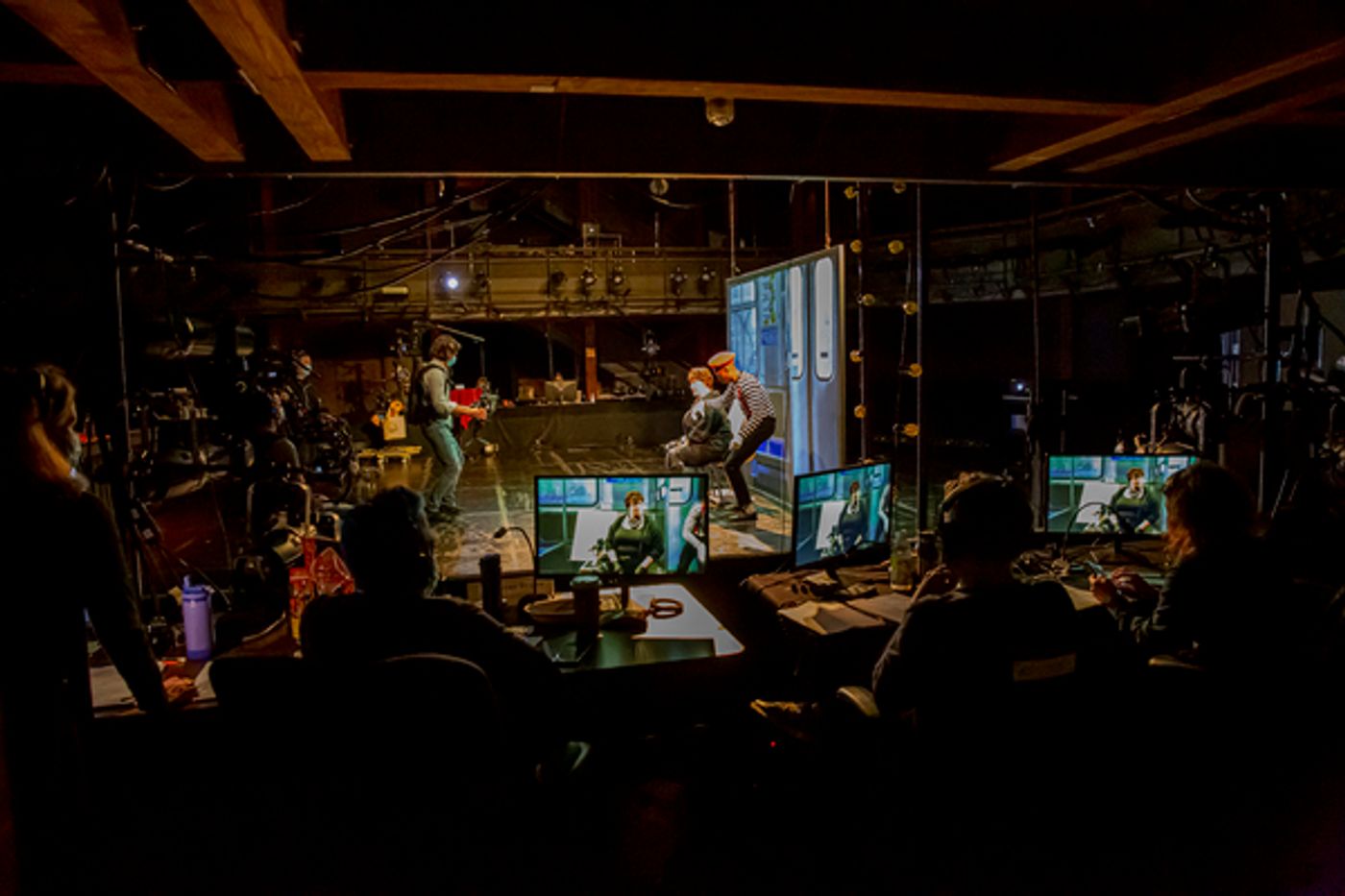 Photos: Go Behind the Scenes of I HATE IT HERE at Goodman Theatre  Image