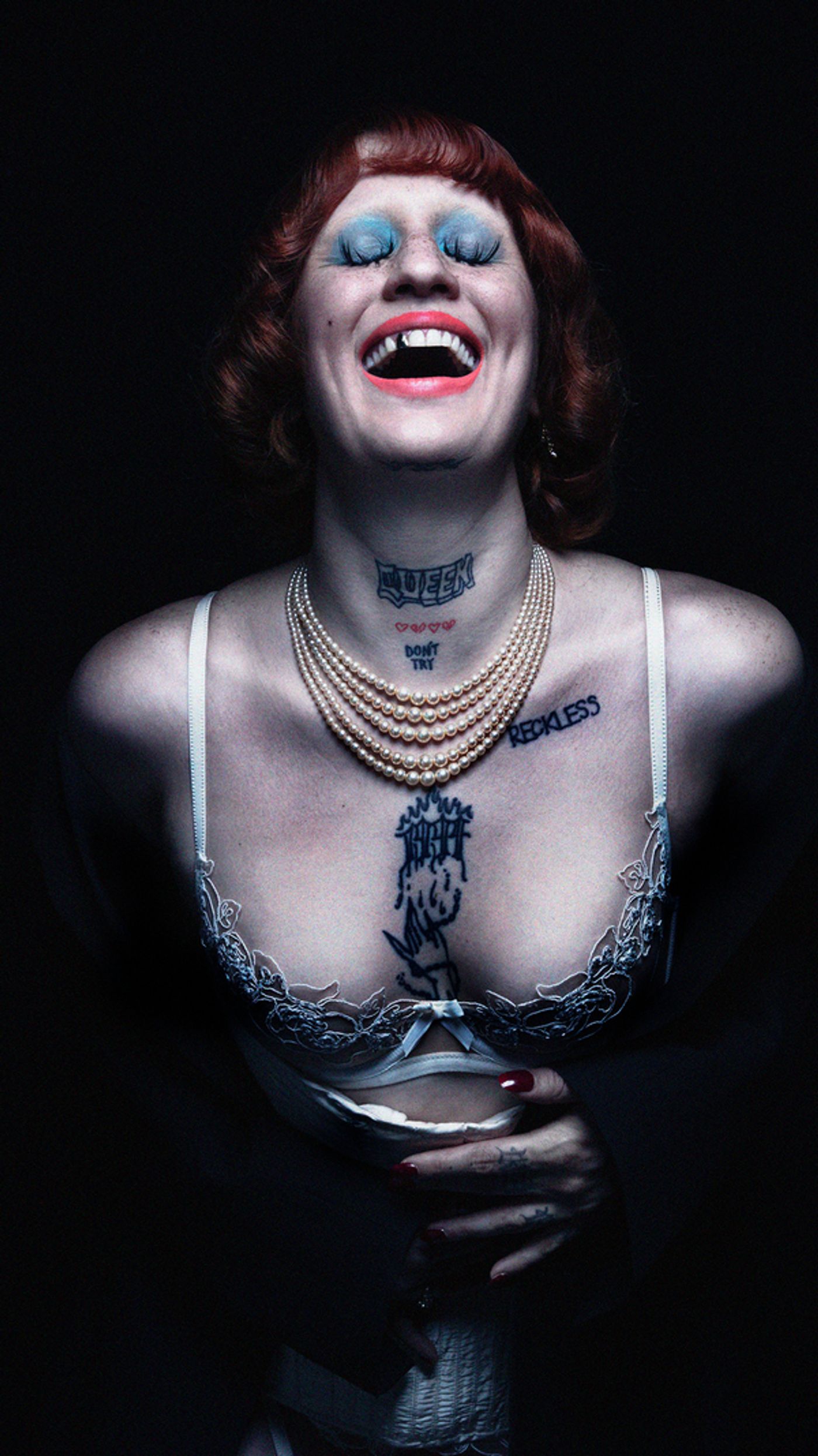 CABARET Starring Eddie Redmayne and Jessie Buckley Will Transform the Playhouse Theatre into the Kit Kat Club CABARET Starring Eddie Redmayne and Jessie Buckley Will Transform the Playhouse Theatre into the Kit Kat Club Image