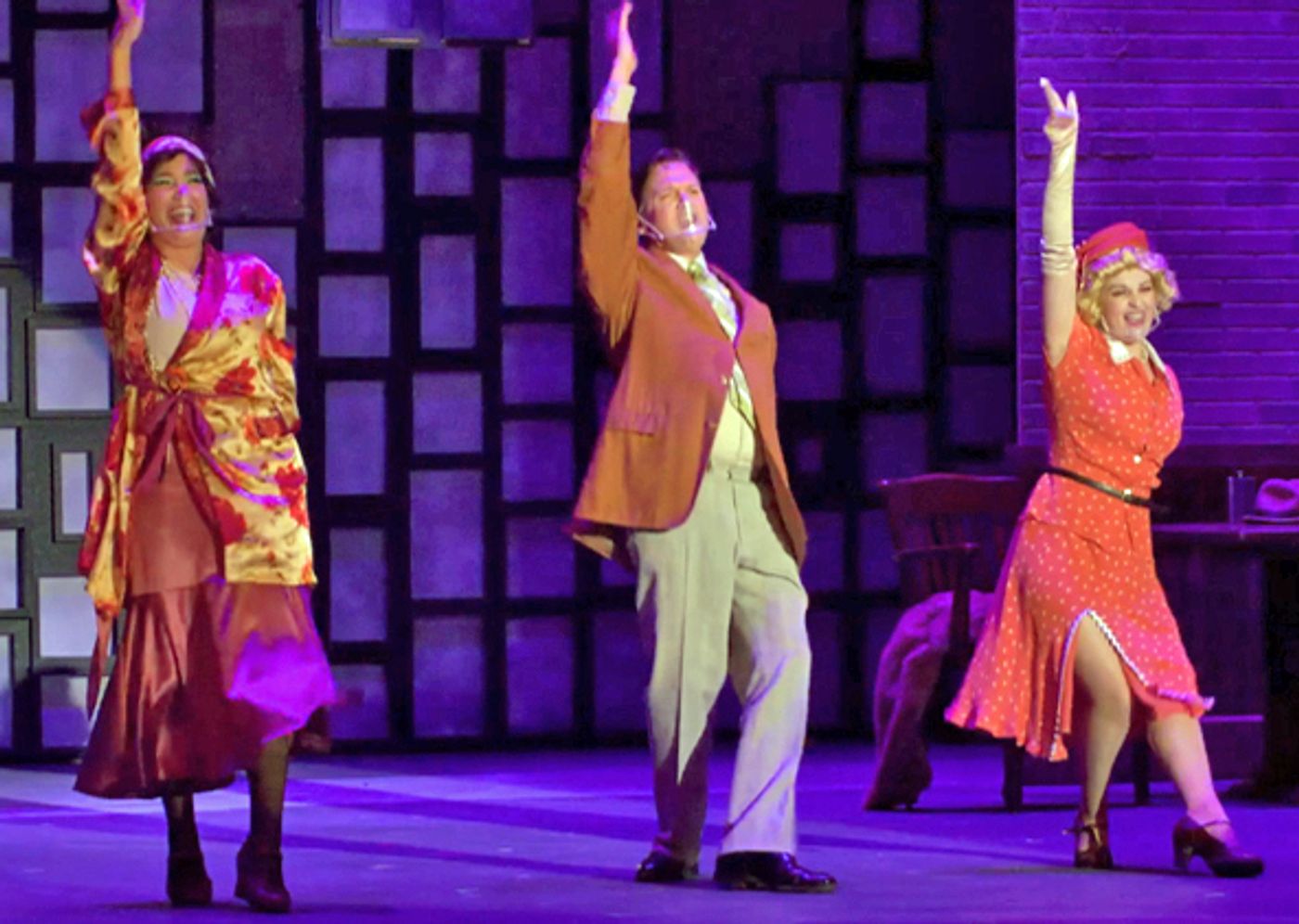 ANNIE Brings the Sun Out at White Theatre  Image