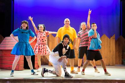 Kelley Dorney, Grace Yoo, Derek Manson, Matthew Henerson, Brian Kim and Ricky Abilez  Photo