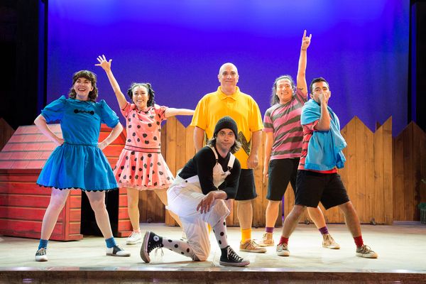 Kelley Dorney, Grace Yoo, Derek Manson, Matthew Henerson, Brian Kim and Ricky Abilez  Photo