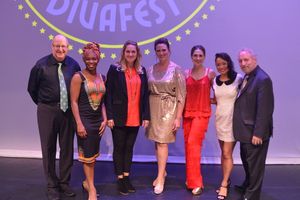 Eugene Gwozdz, Darlesia Cearcy, Lisa Reiber, Lisa Howard, Biance Marroquin, Rona Figu Photo