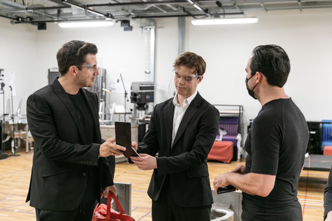 Photos: JERSEY BOYS Rehearses for the West End  Image