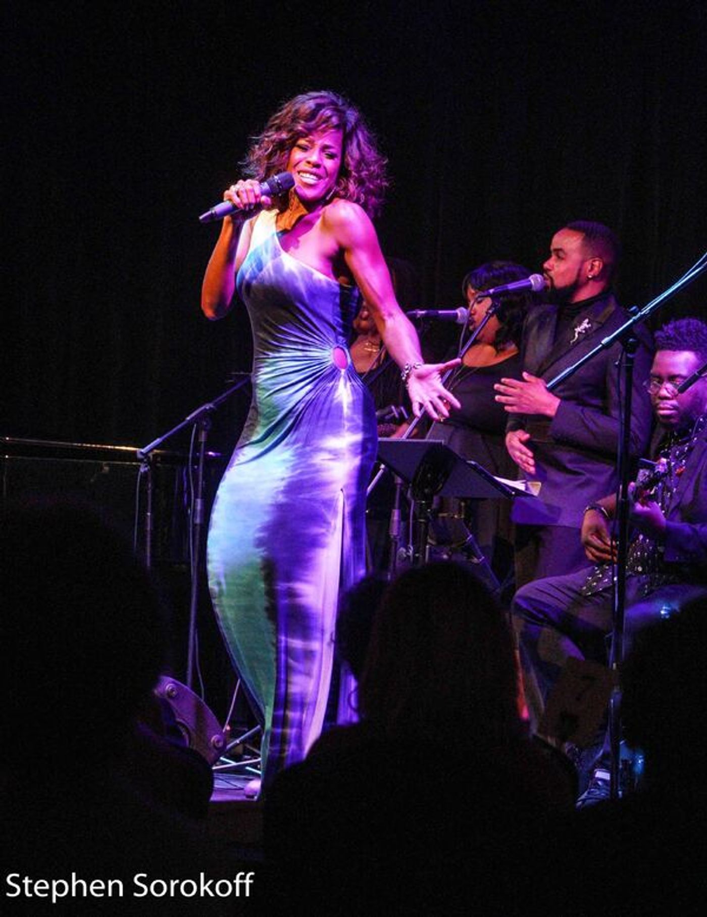 Photos: Nicole Henry Plays The Arts Garage  Image