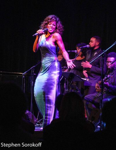 Nicole Henry Photo