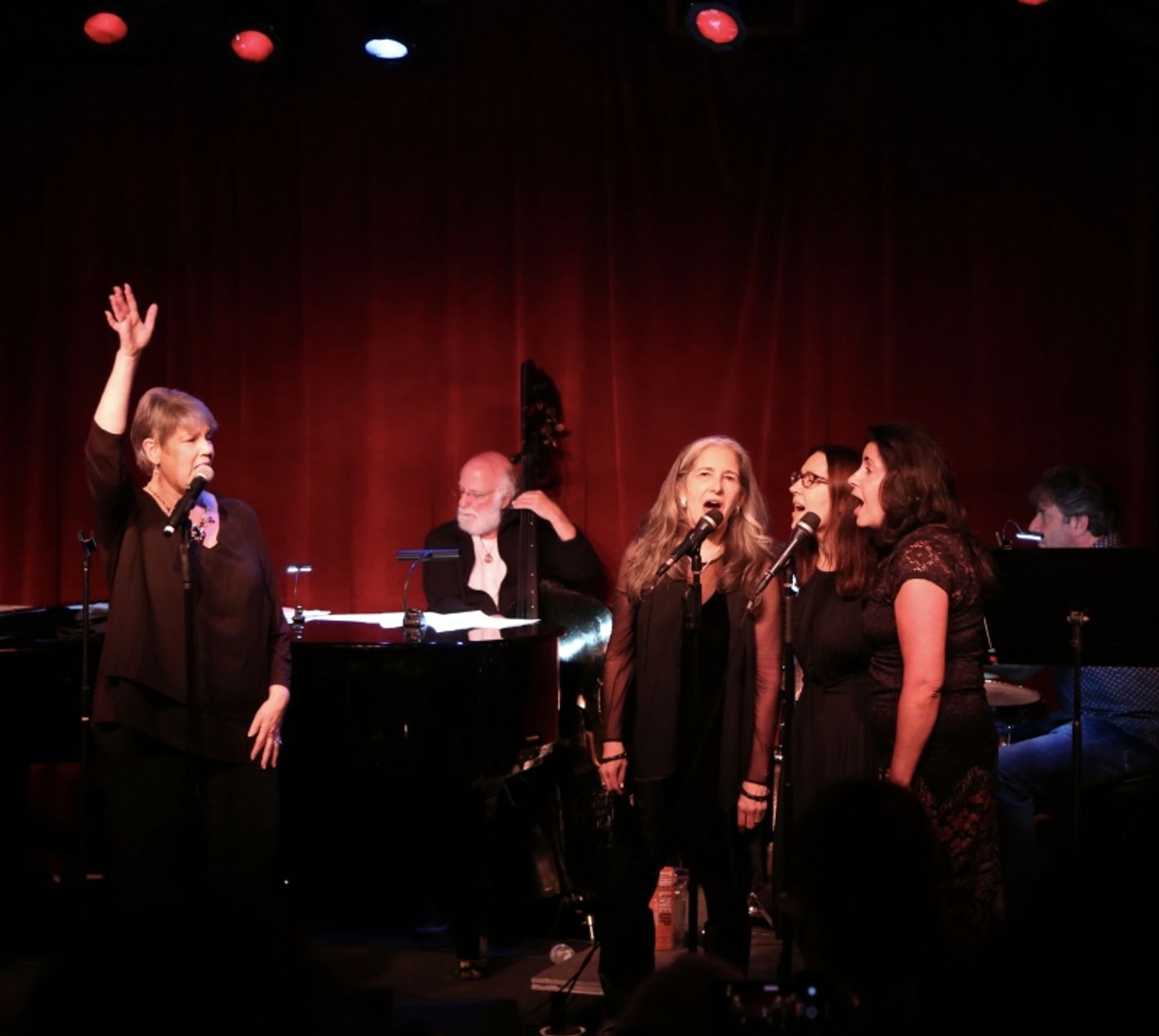 Photo Flash:  Gene Reed Captures July 27th THE LINEUP WITH SUSIE MOSHER at Birdland  Image