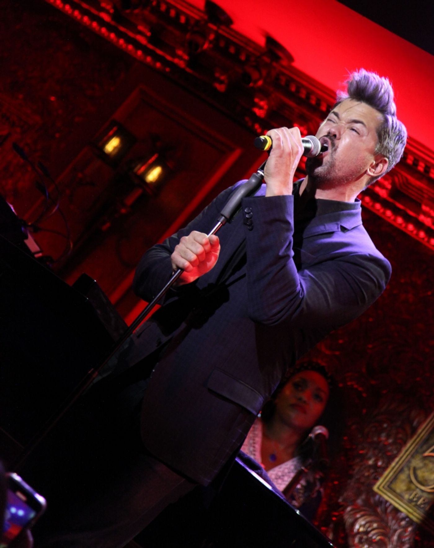 Review: JOE ICONIS Defines Originality and Family at Feinstein's/54 Below Review: JOE ICONIS Defines Originality and Family at Feinstein's/54 Below Image