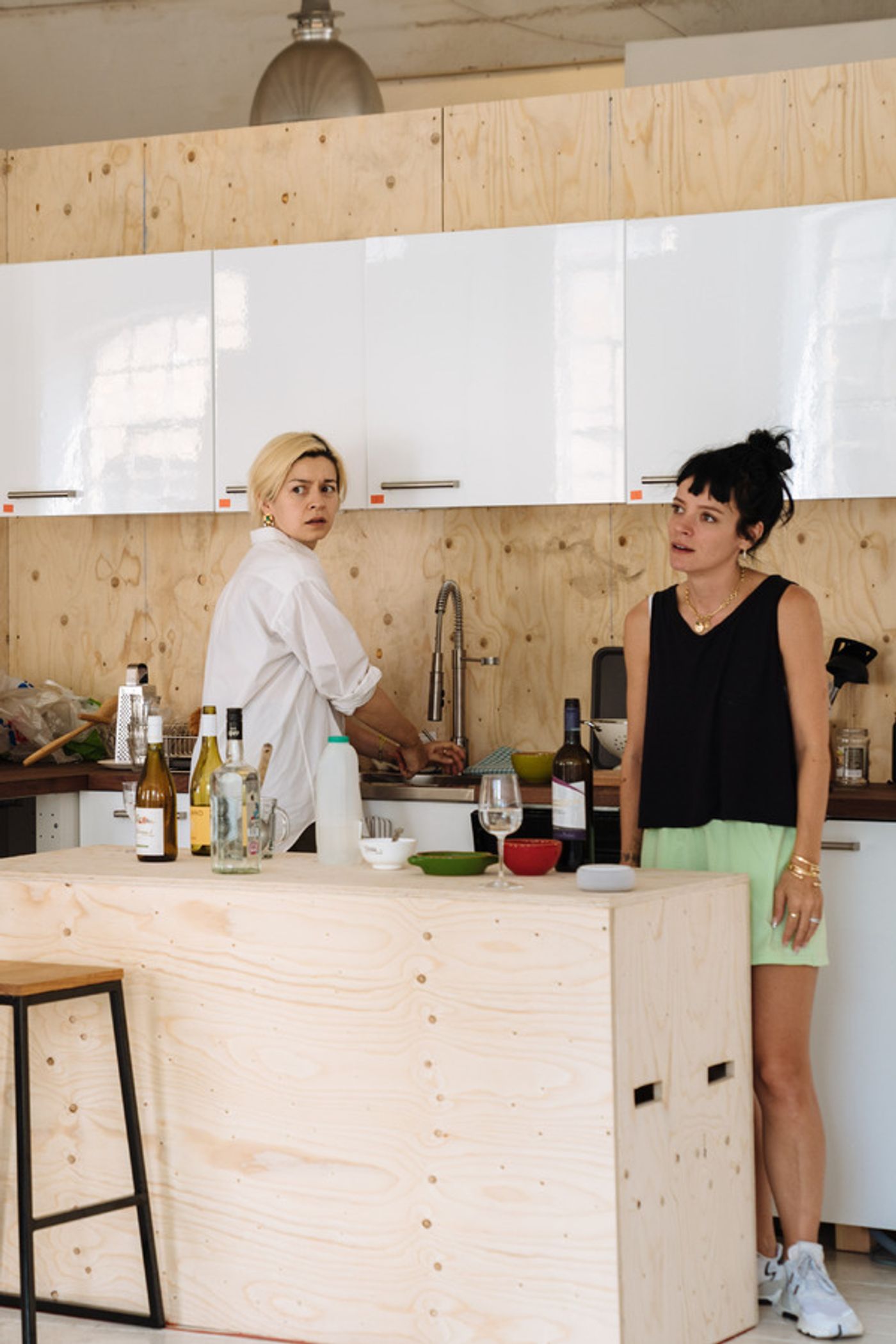 Photos: Inside Rehearsal For 2:22 - A GHOST STORY at the Noel Coward Theatre  Image