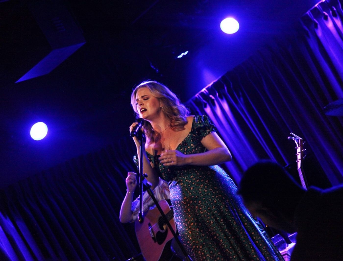 Review: Tina Scariano Hits a FEELS LIKE HOME Run at The Green Room 42  Image