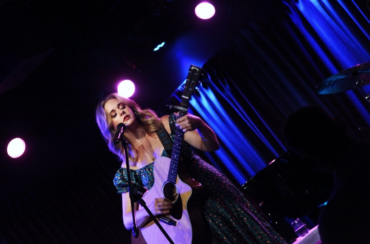 Review: Tina Scariano Hits a FEELS LIKE HOME Run at The Green Room 42 Review: Tina Scariano Hits a FEELS LIKE HOME Run at The Green Room 42 Image