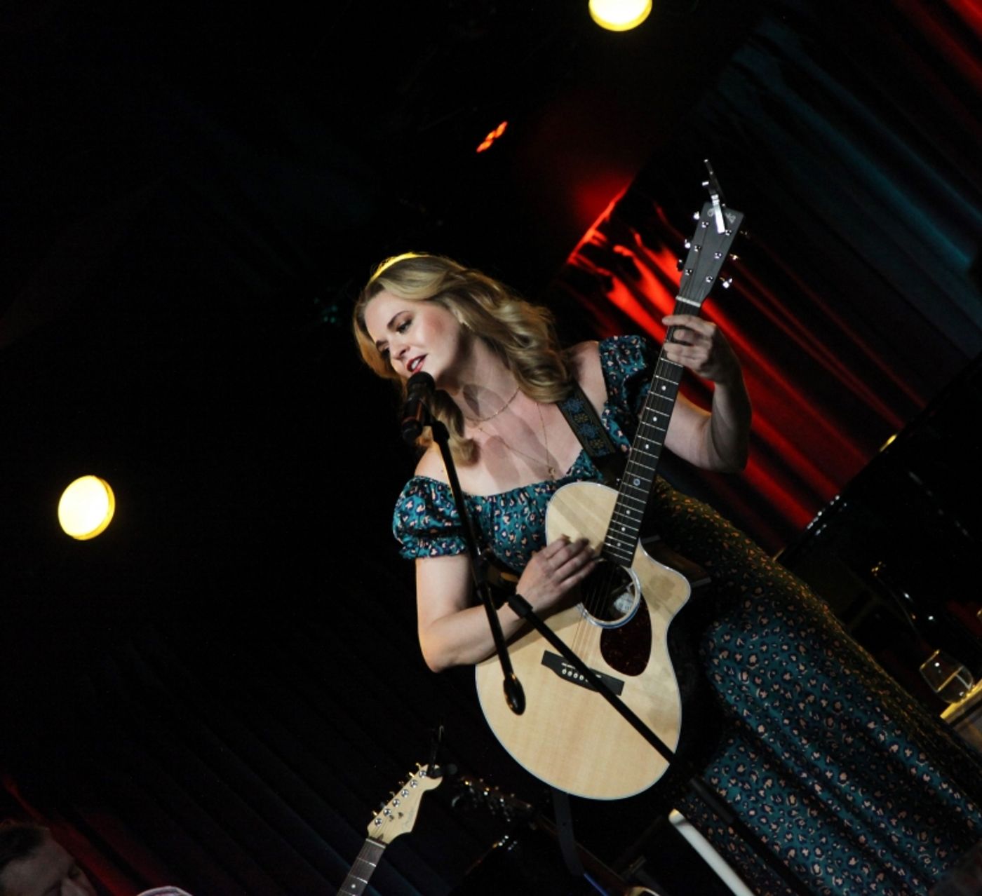 Review: Tina Scariano Hits a FEELS LIKE HOME Run at The Green Room 42  Image