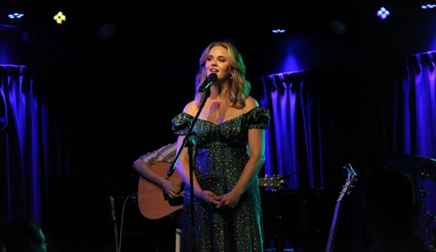 Review: Tina Scariano Hits a FEELS LIKE HOME Run at The Green Room 42 Review: Tina Scariano Hits a FEELS LIKE HOME Run at The Green Room 42 Image