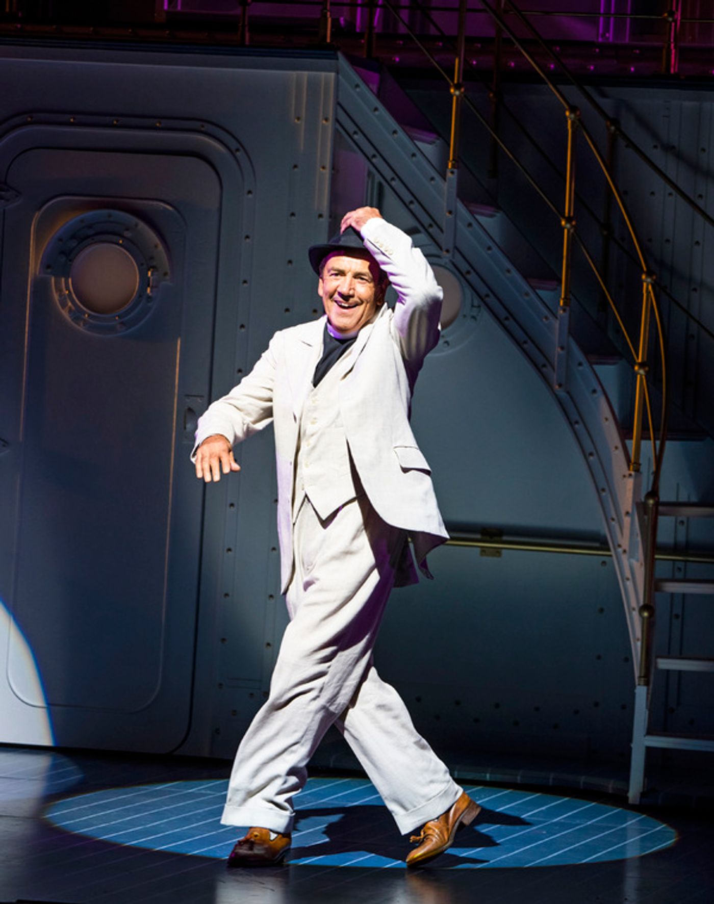 Photos: See New Production Images of ANYTHING GOES Starring Sutton Foster, Robert Lindsay & More!  Image