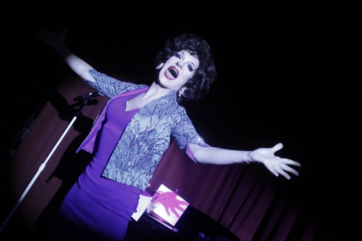 Review: Gloria Swansong's Weekly JUDY GARLAND Show Livens Up A Night Out In A New Club Called THE Q Review: Gloria Swansong's Weekly JUDY GARLAND Show Livens Up A Night Out In A New Club Called THE Q Image