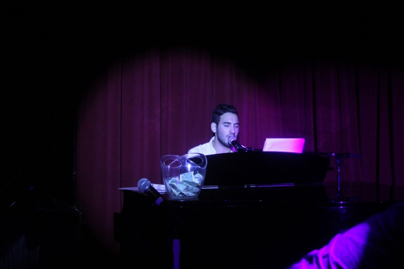 Review: Gloria Swansong's Weekly JUDY GARLAND Show Livens Up A Night Out In A New Club Called THE Q  Image