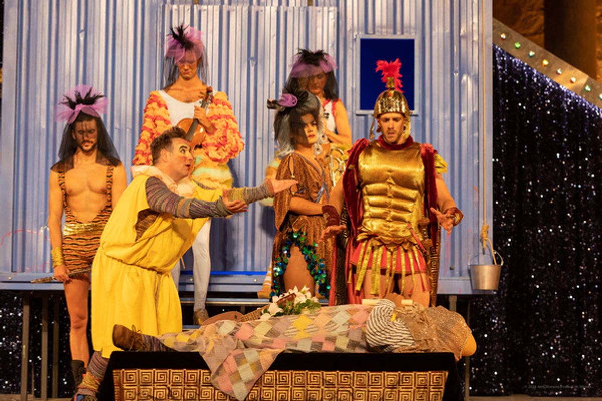 Compañía de GOLFUS DE ROMA at GOLFUS DE ROMA se estrena en el Festival de Mérida