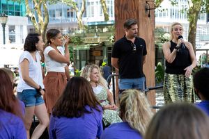 Lauren Patten, Ciara Renee, Ali Stroker, Andrew Rannells, Betsy Wolfe Photo