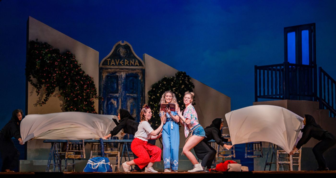 Photo Flash: Get A First Look At MAMMA MIA! In Belgium  Image
