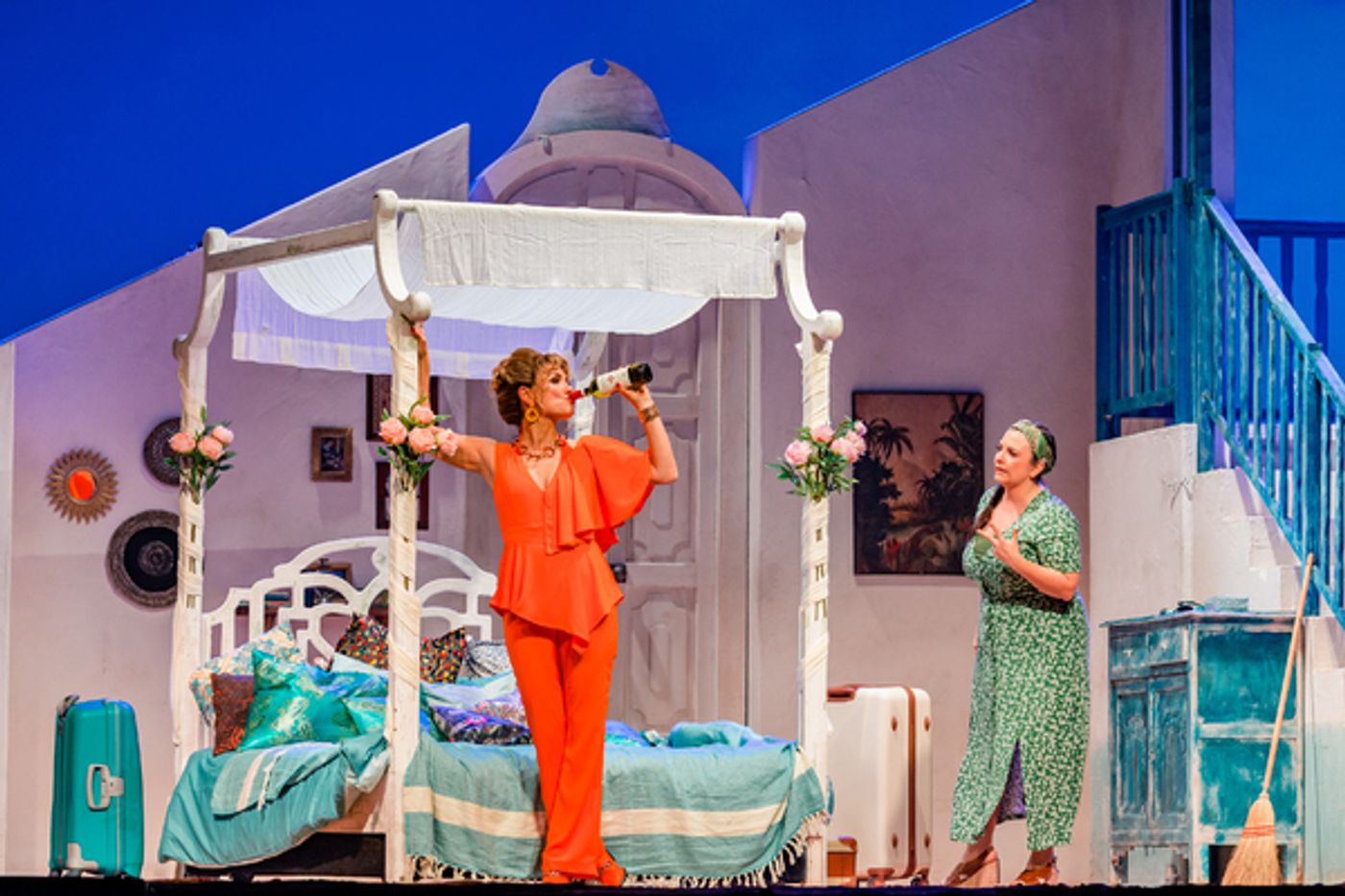 Photo Flash: Get A First Look At MAMMA MIA! In Belgium  Image