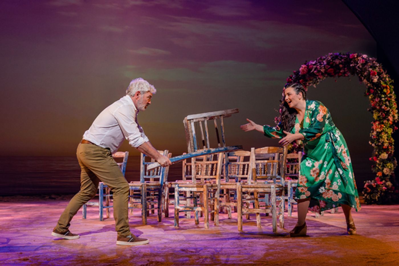 Photo Flash: Get A First Look At MAMMA MIA! In Belgium  Image