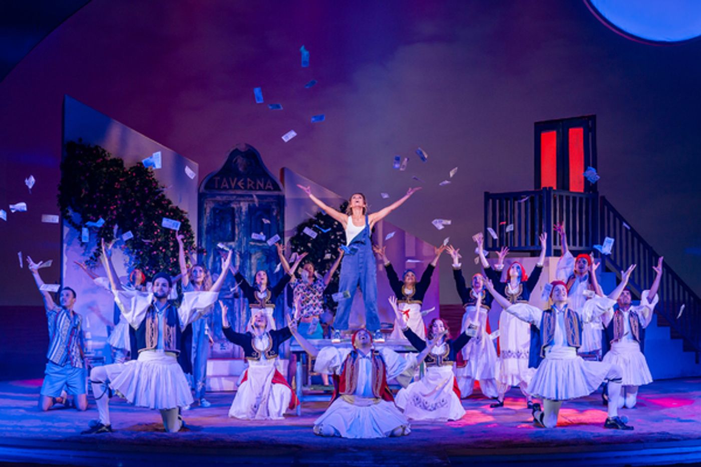 Photo Flash: Get A First Look At MAMMA MIA! In Belgium  Image