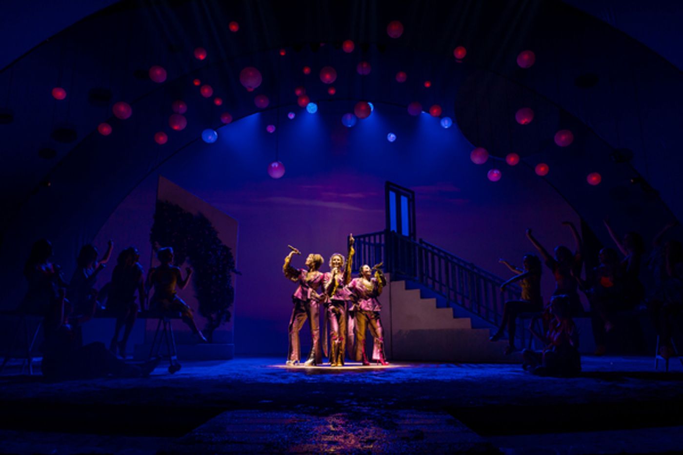 Photo Flash: Get A First Look At MAMMA MIA! In Belgium  Image