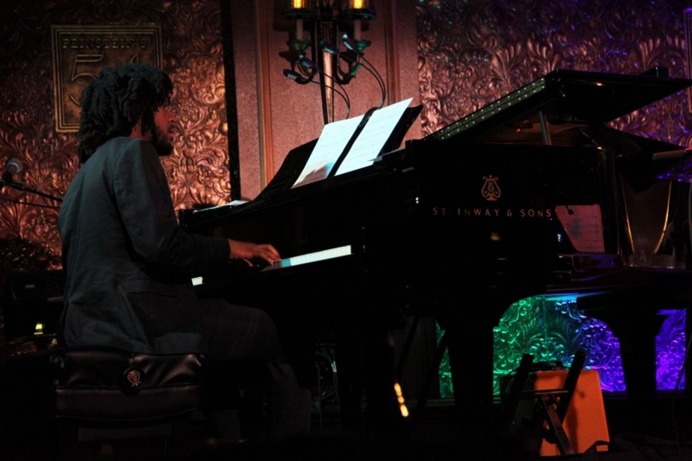 Review: JOHN MINNOCK Throws a Party at Feinstein's/54 Below And Everyone Shows Up  Image