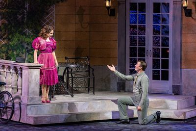 Elizabeth Teeter, Andrew Alstat Photo