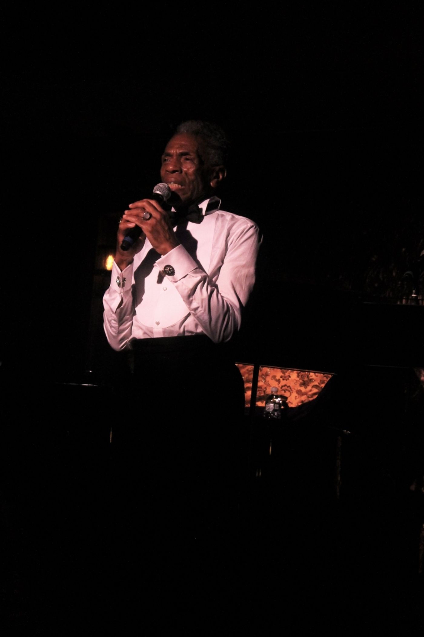 Review: Andre De Shields Takes 54 Below Audience To Church And Back With BLACK BY POPULAR DEMAND Review: Andre De Shields Takes 54 Below Audience To Church And Back With BLACK BY POPULAR DEMAND Image