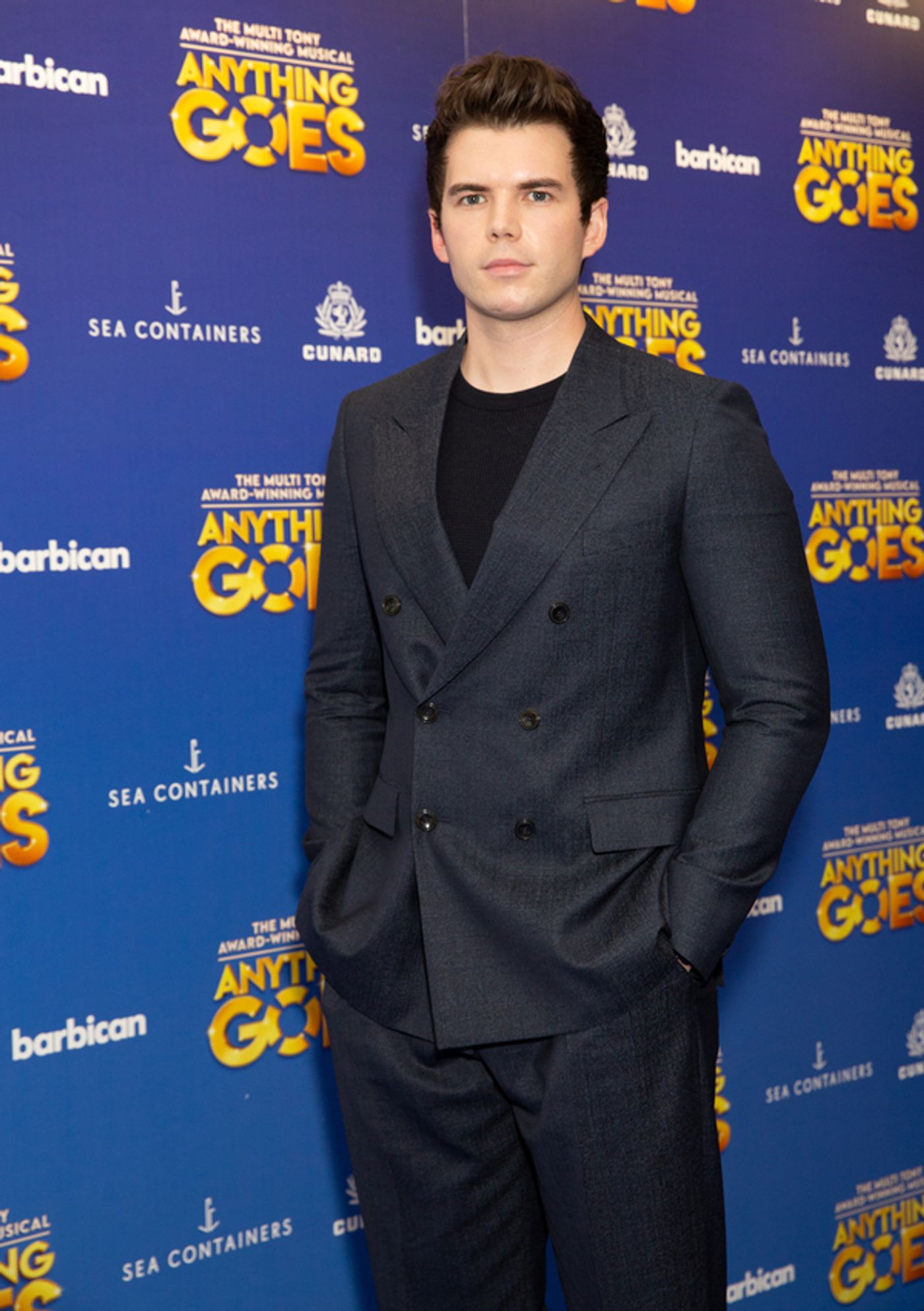 Photos: On the Blue Carpet for Opening Night of ANYTHING GOES  Image