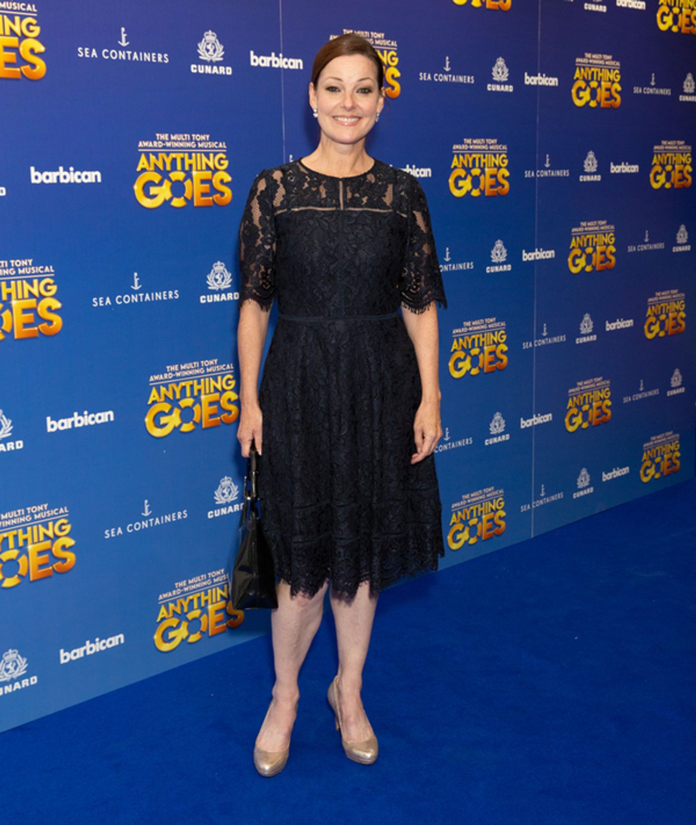 Photos: On the Blue Carpet for Opening Night of ANYTHING GOES  Image