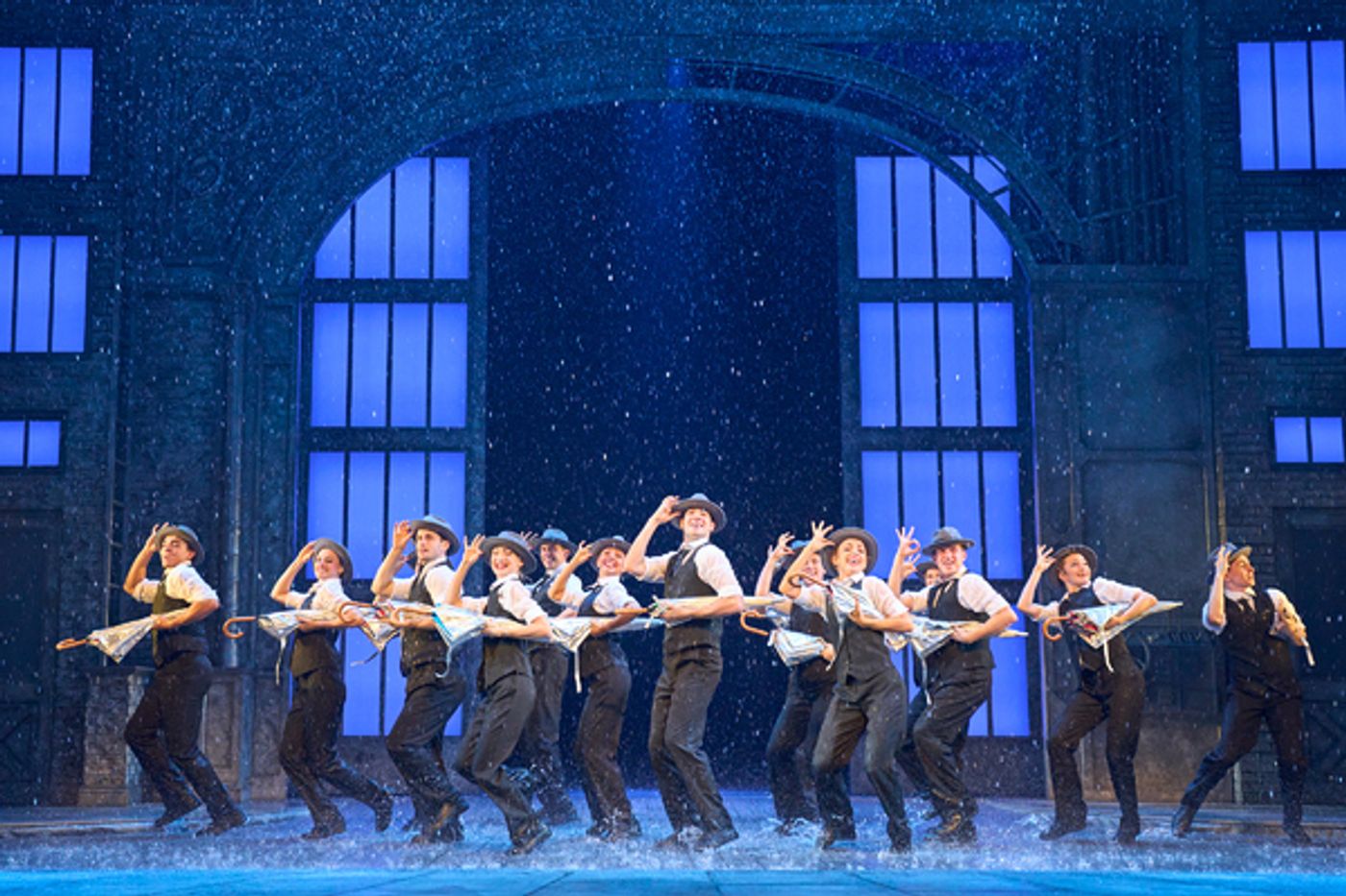 Photos: First Look at SINGIN' IN THE RAIN at Sadler's Wells  Image