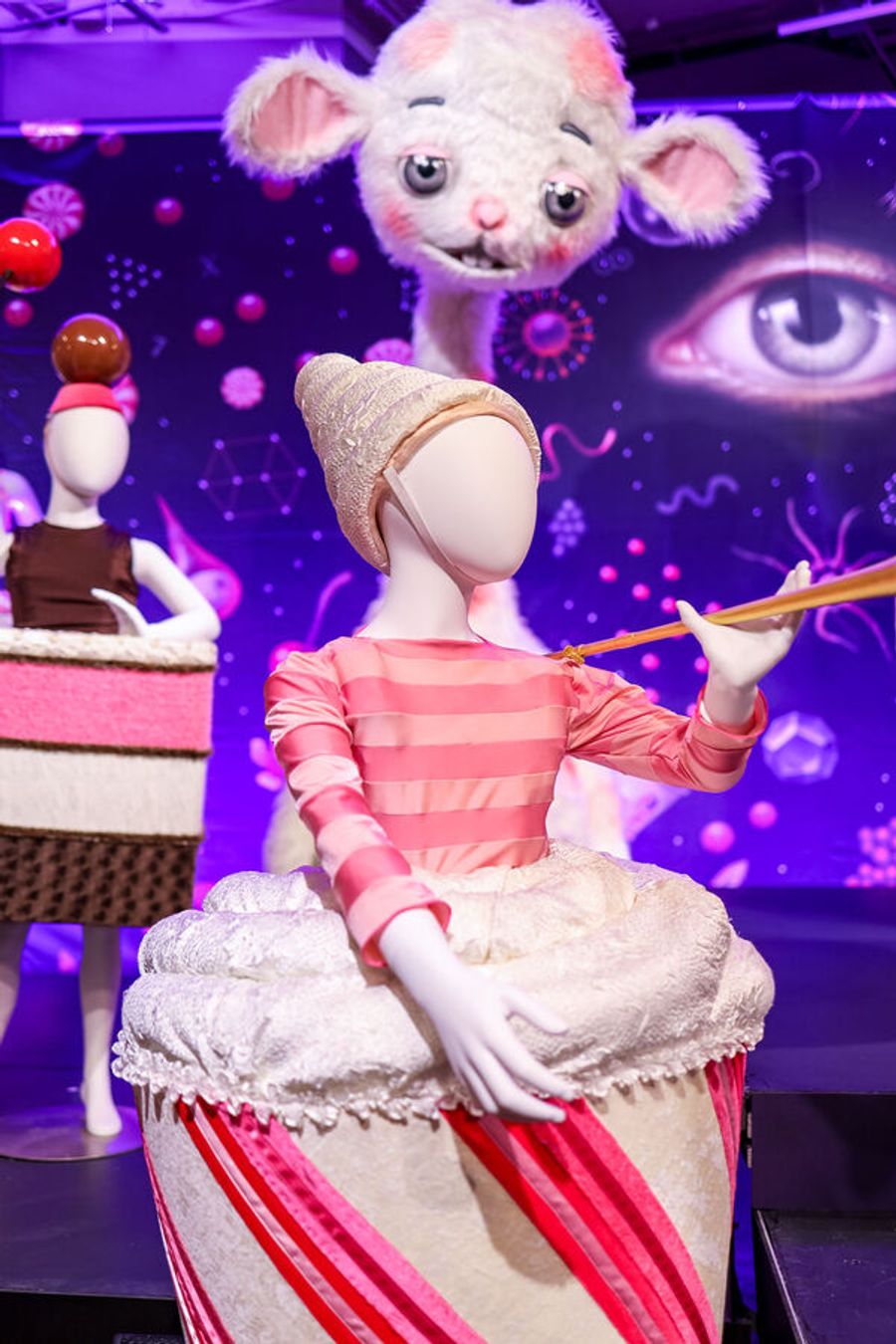 Photos: Costumes From HAMILTON, WICKED, FROZEN, and More Are on Display Now as Part of the SHOWSTOPPERS! Exhibition Image