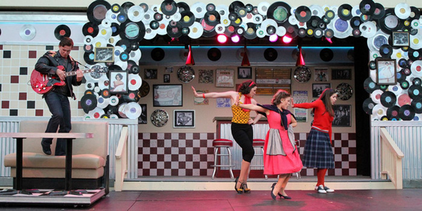 Photos: GOIN' TO THE CHAPEL at Cortland Repertory Theatre  Image