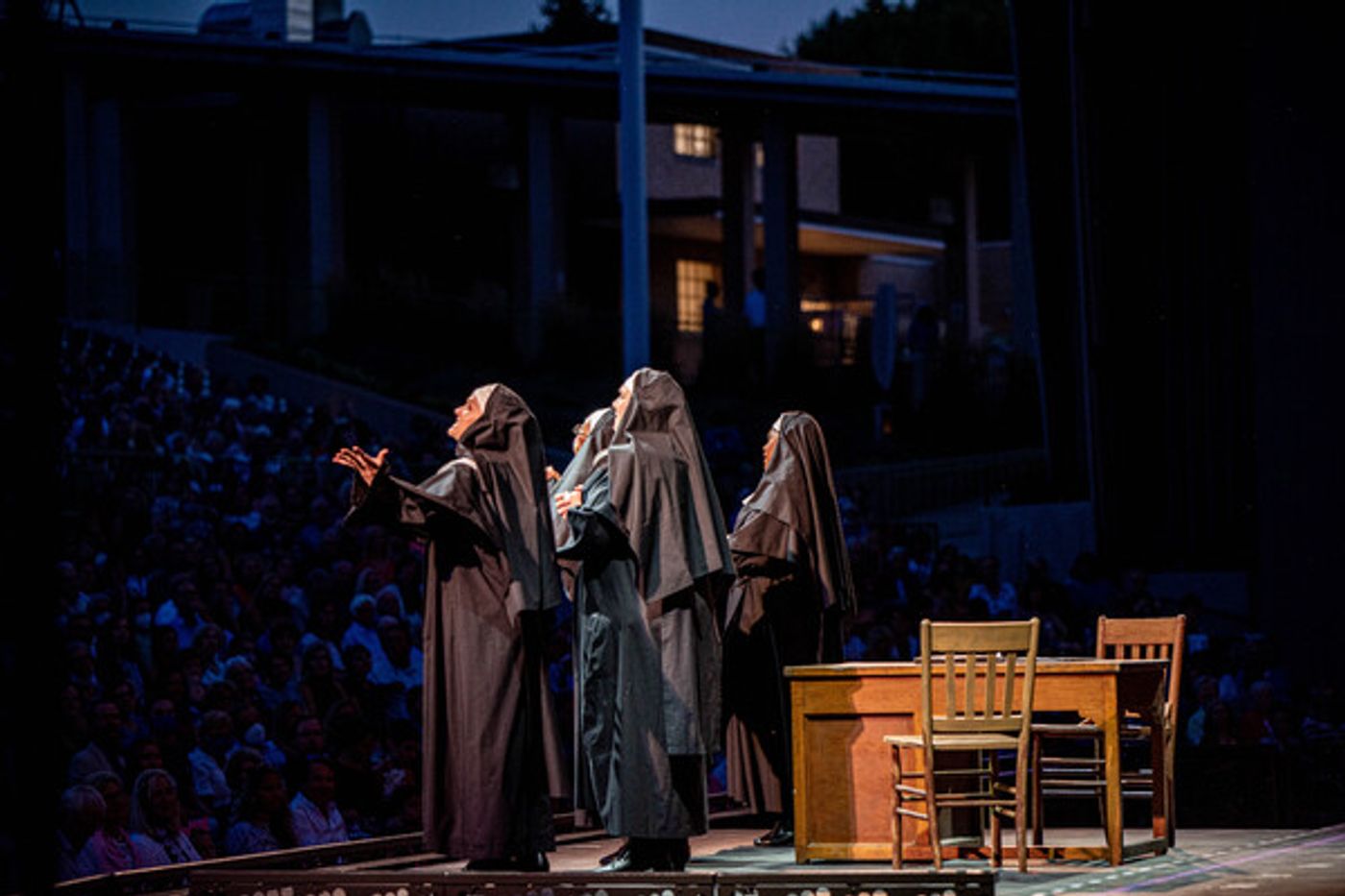 BWW Exclusive: Go Behind the Scenes of THE SOUND OF MUSIC at The Muny BWW Exclusive: Go Behind the Scenes of THE SOUND OF MUSIC at The Muny Image