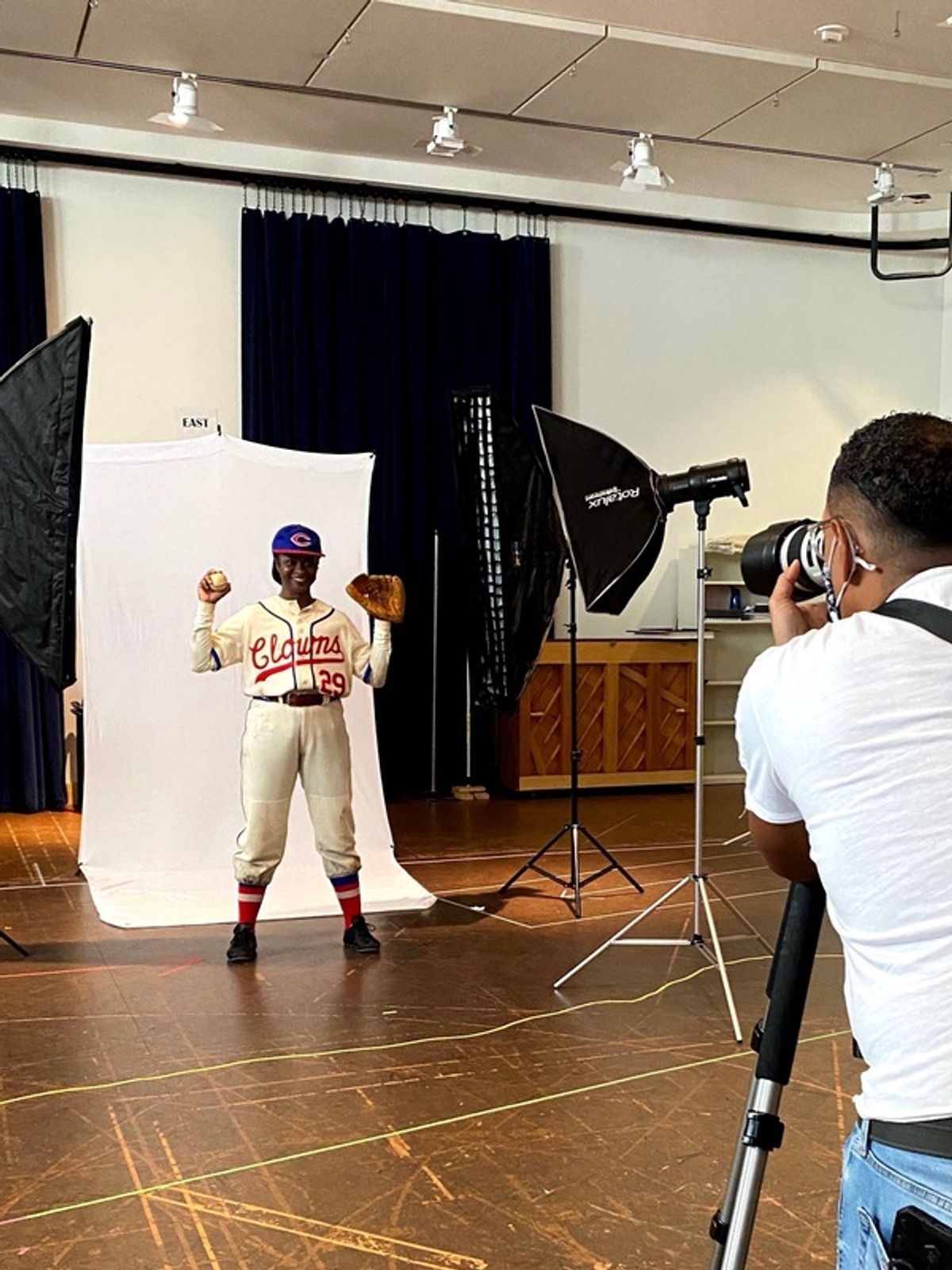 Pre-production photo shoot with Santoya Fields at Photos: Inside First Rehearsal For TONI STONE at Arena Stage